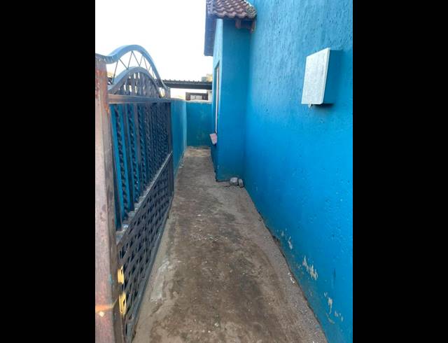 4 BEDROOM HOUSE FOR SALE IN MONISE